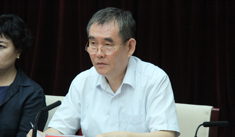 中国作协党组书记、副主席钱小芊出席会议并讲话